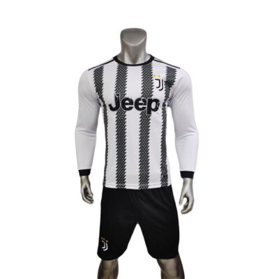 Quần áo Juventus tay dài trắng sọc đen 2022