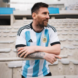 Quần áo Argentina màu trắng sân nhà World Cup 2022
