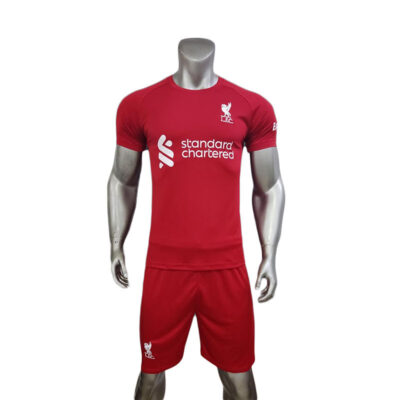 Quần áo Liverpool sân nhà màu đỏ 2022