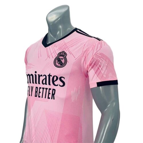 Quần áo Real Madrid 2022 màu hồng tt