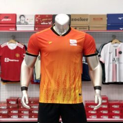 Trang phục đá banh Cty BHNT Prudential 2022 màu cam