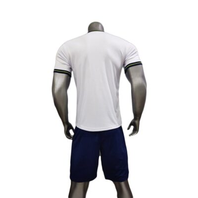 Quần áo Tottenham 2022 màu trắng mặt lưng
