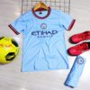 Quần áo bóng đá trẻ em Man City màu xanh 2022