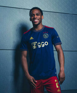 Quần áo Ajax màu xanh sân khách 2022-23