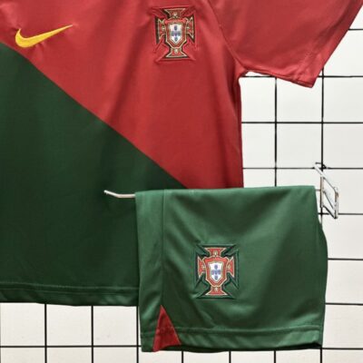 Chất vải quần áo trẻ em Bồ Đào Nha màu đỏ sân nhà World Cup 2022 phiên bản F1