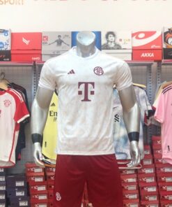 Quần áo Bayern Munich màu trắng sân khách thứ 3 2024 hàng Thái F2