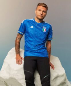 Quần áo đội tuyển Ý màu xanh sân nhà 2023-24