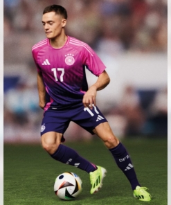 Quần áo Đức màu hồng sân khách Euro 2024 cầu thủ