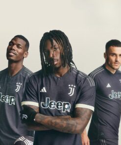 Quần áo Juventus màu đen sân khách thứ 3 2024