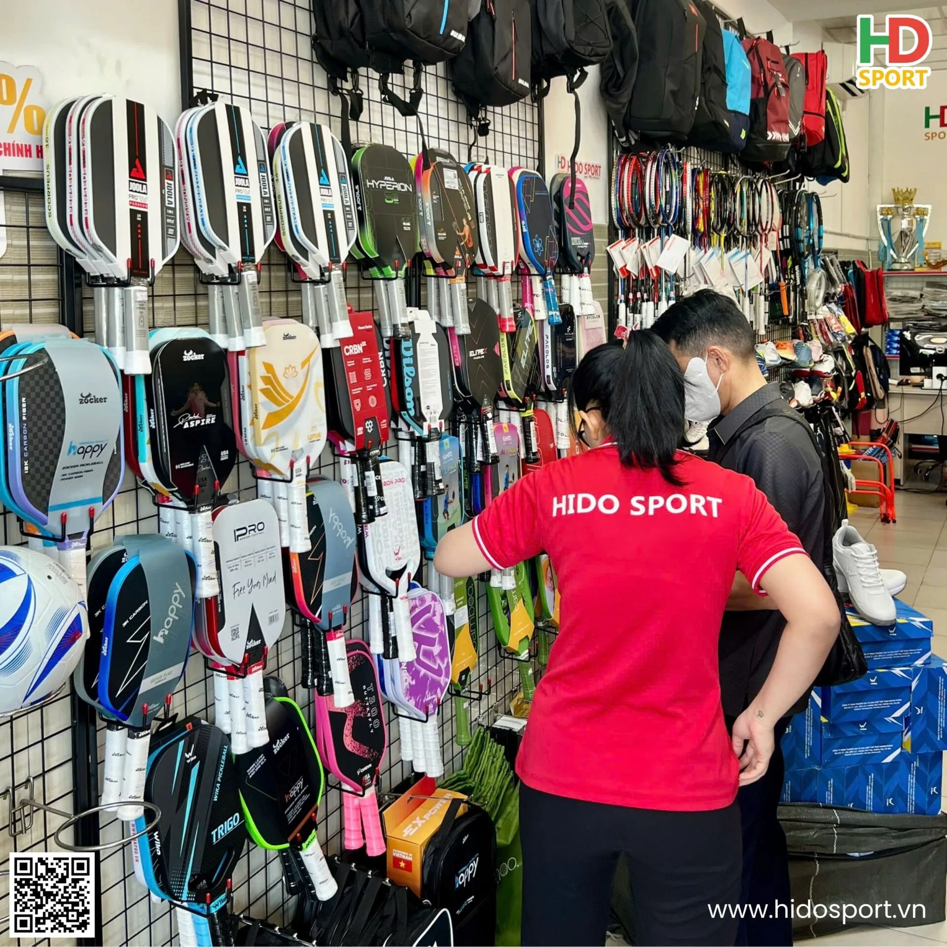 Hinh Anh Khach Mua Vot Pickleball Chinh Hang Tai Hido Sport Tphcm 001
