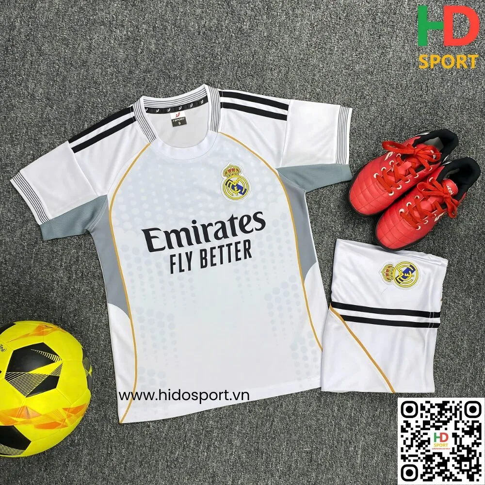 Quần Áo Bóng Đá Trẻ Em Real Madrid 2025-2026 - 1