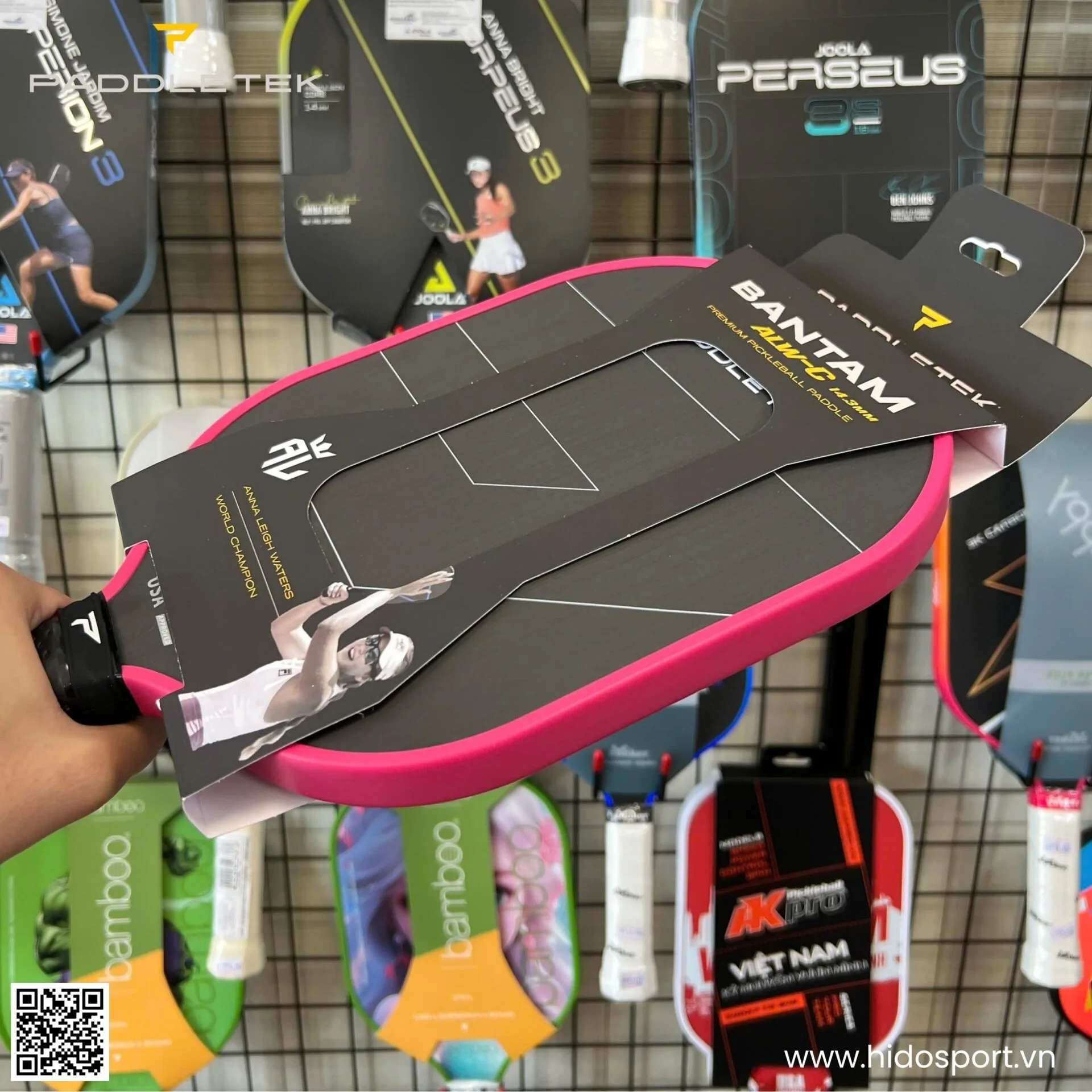 (TITLE)% Vot Pickleball Paddletek Bantam Alw C 14 3mm Carbon Raw Pt 700 Mau Hong Hinh Anh Thuc Te Tai Hido Sport 004