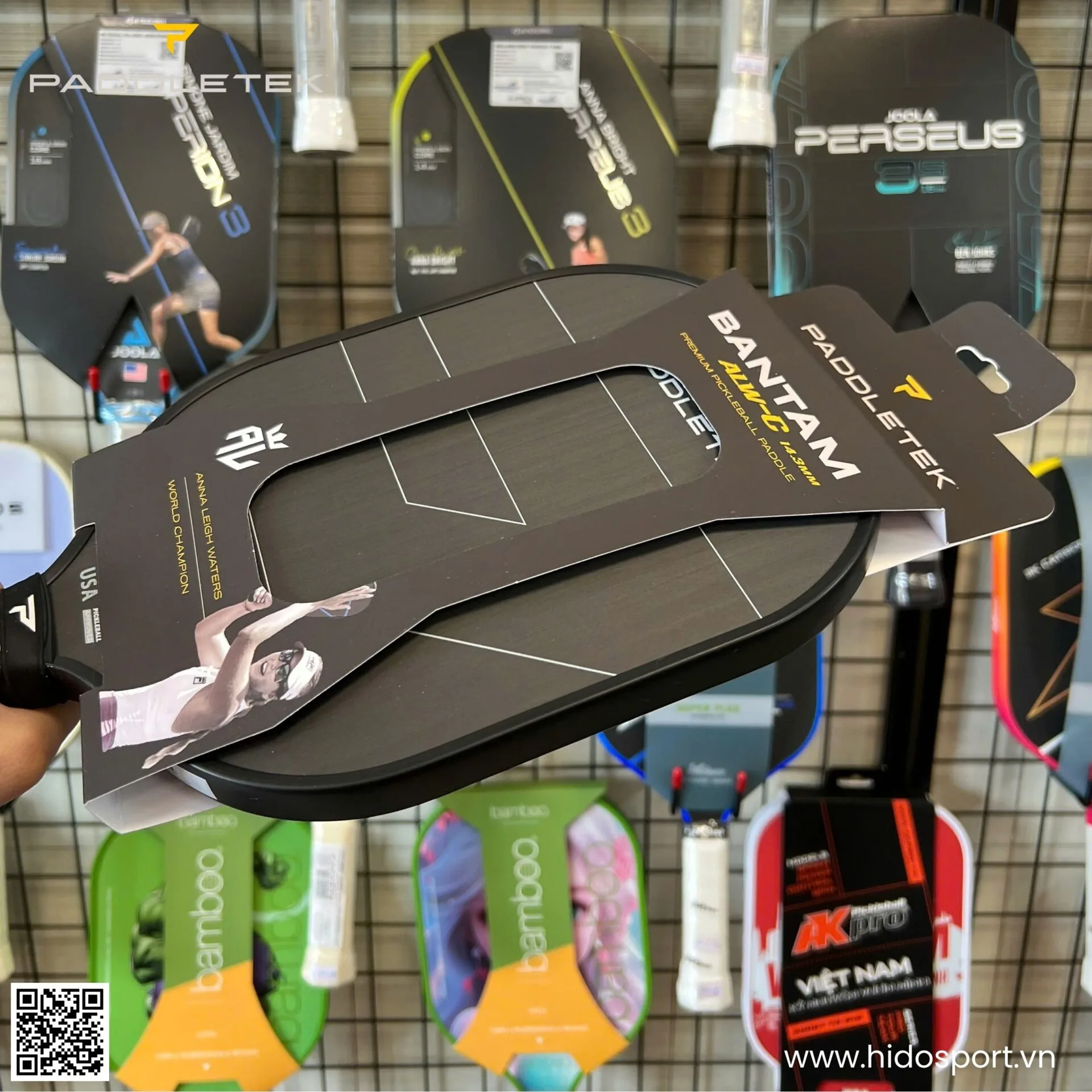 (TITLE)% Vot Pickleball Paddletek Bantam Alw C 14 3mm Carbon Raw Pt 700 Mau Xanh Duong Hinh Anh Thuc Te Tai Hido Sport 004