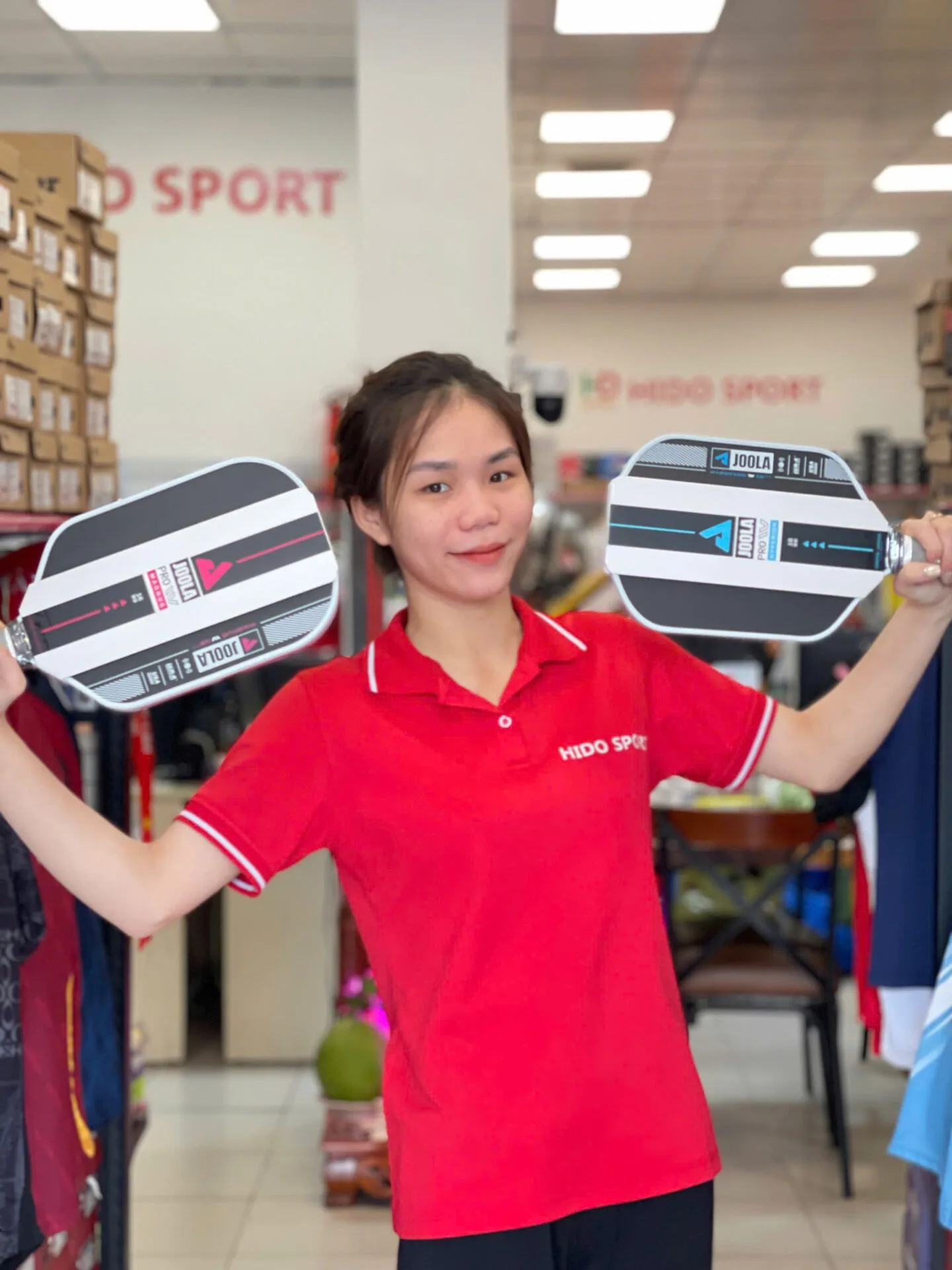 Hình Ảnh Thực Tế Vợt Pickleball JOOLA PRO 4 Đang Có Tại Cửa Hàng Thể Thao HIDO SPORT
