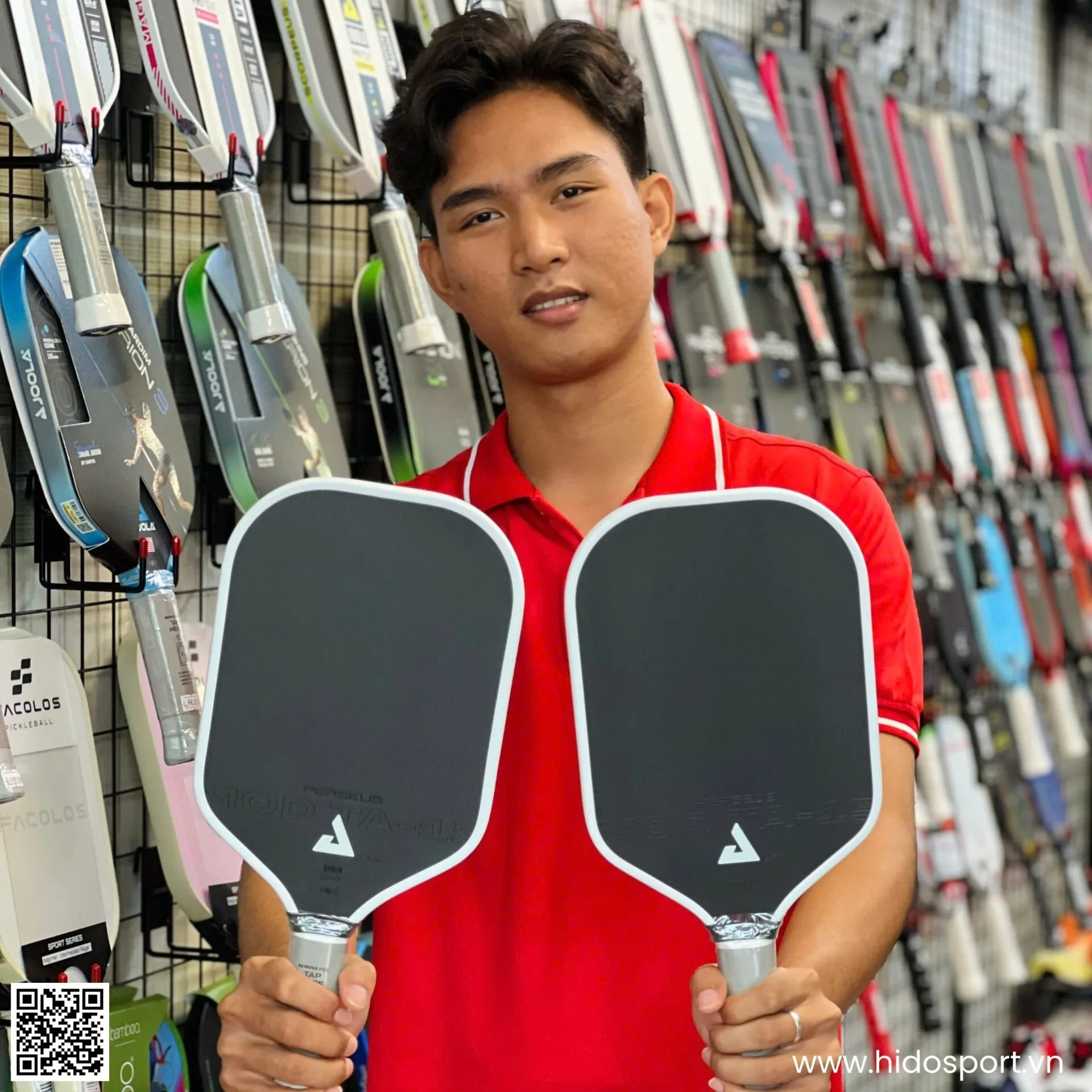 vot-pickleball-joola-perseus-mod-ta-15-pro-14mm-16mm-player-edition-hinh-anh-thuc-te-tai-hido-sport-001