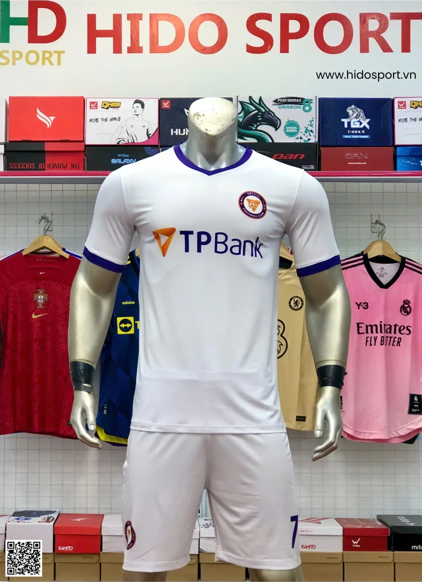 Trang Phục Bóng Đá TPBank 2025 Đặt May Theo Yêu Cầu - HIDO SPORT