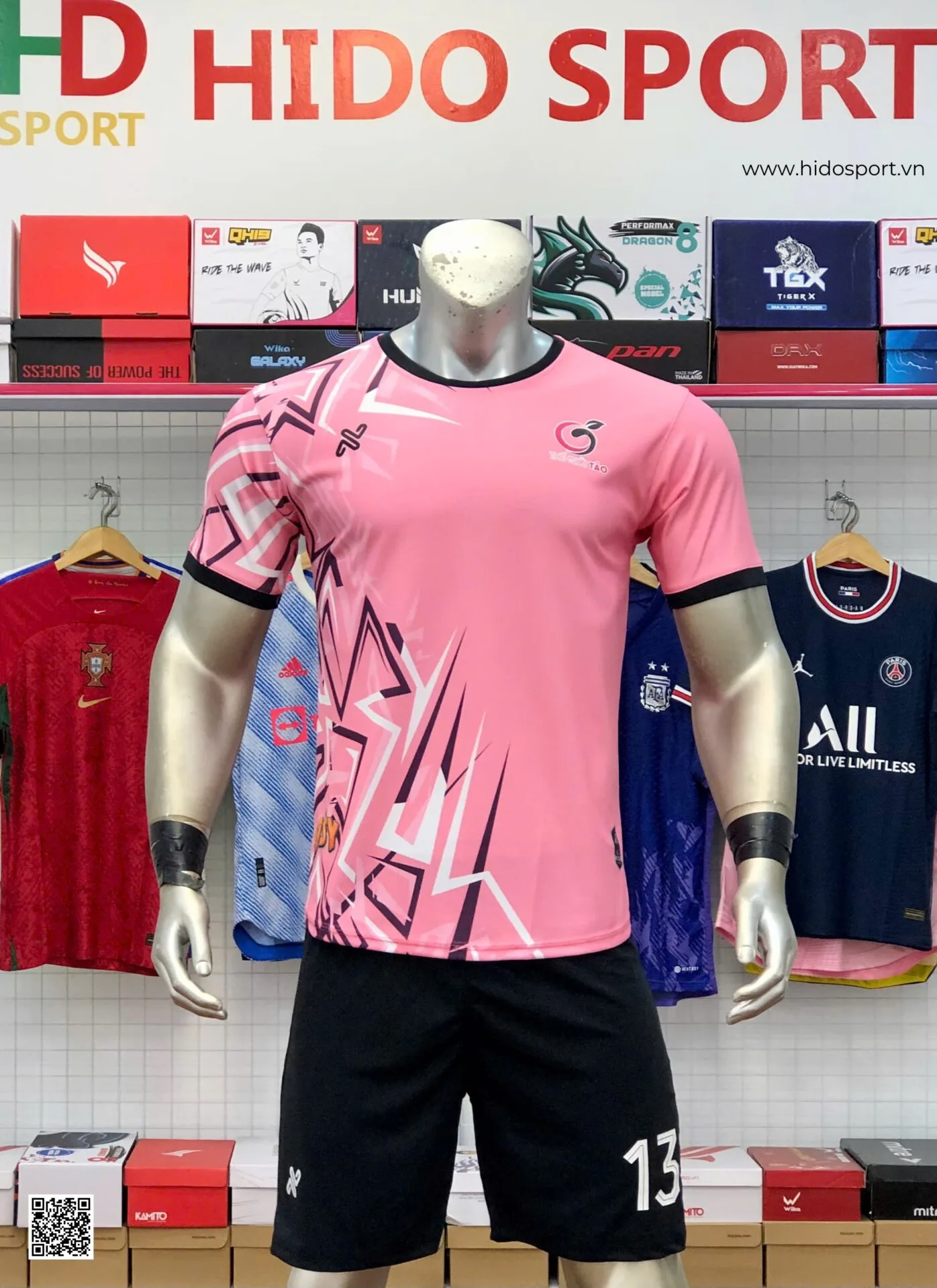 Đồng Phục Bóng Đá Thế Giới Táo FC 2025 Đặt In Theo Yêu Cầu - HIDO SPORT