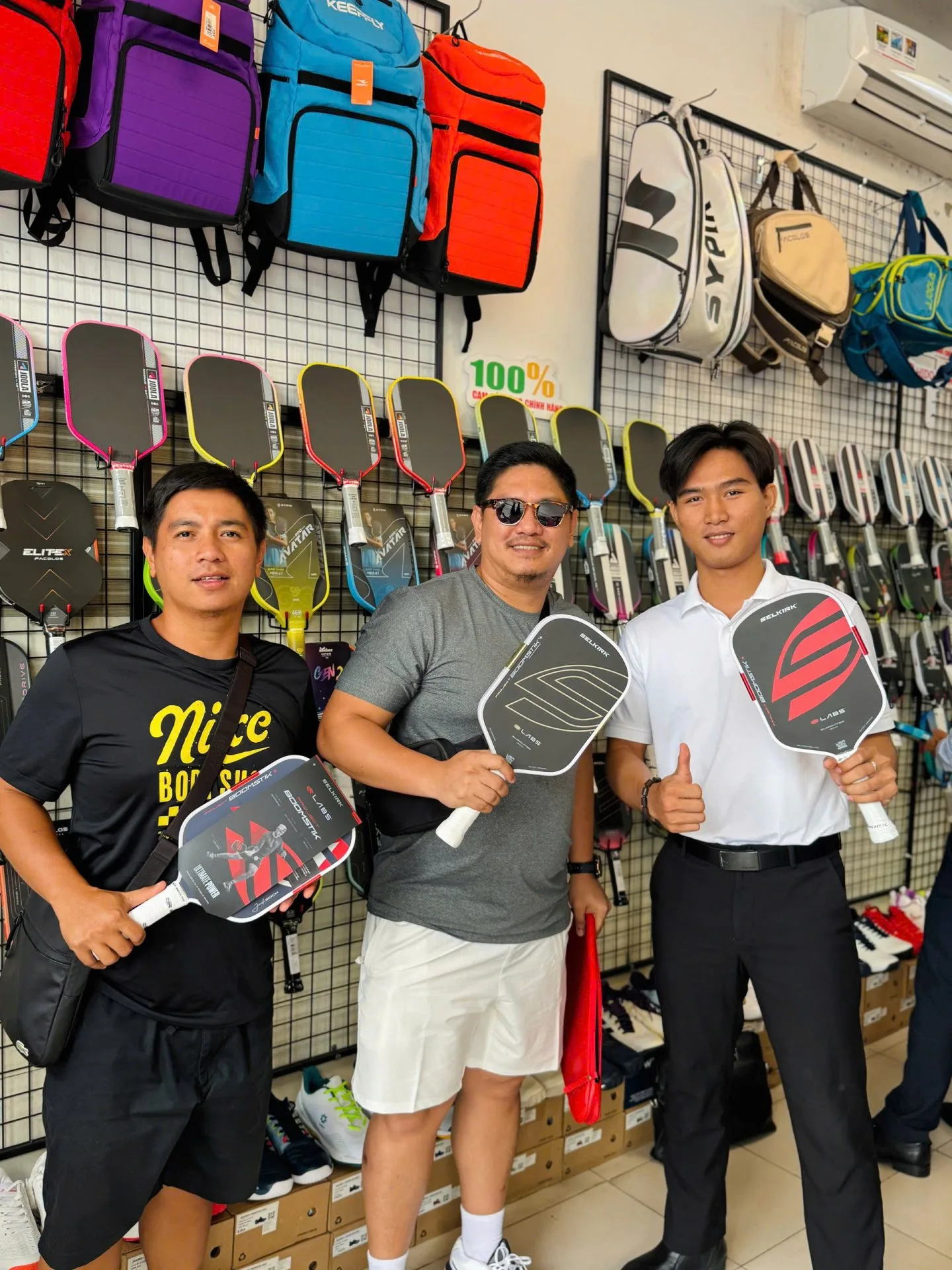 Mua Vot Pickleball Chinh Hang O Dau Tai Tphcm Hinh Anh Khach Hang Truc Tiep Tai Hido Sport 0001