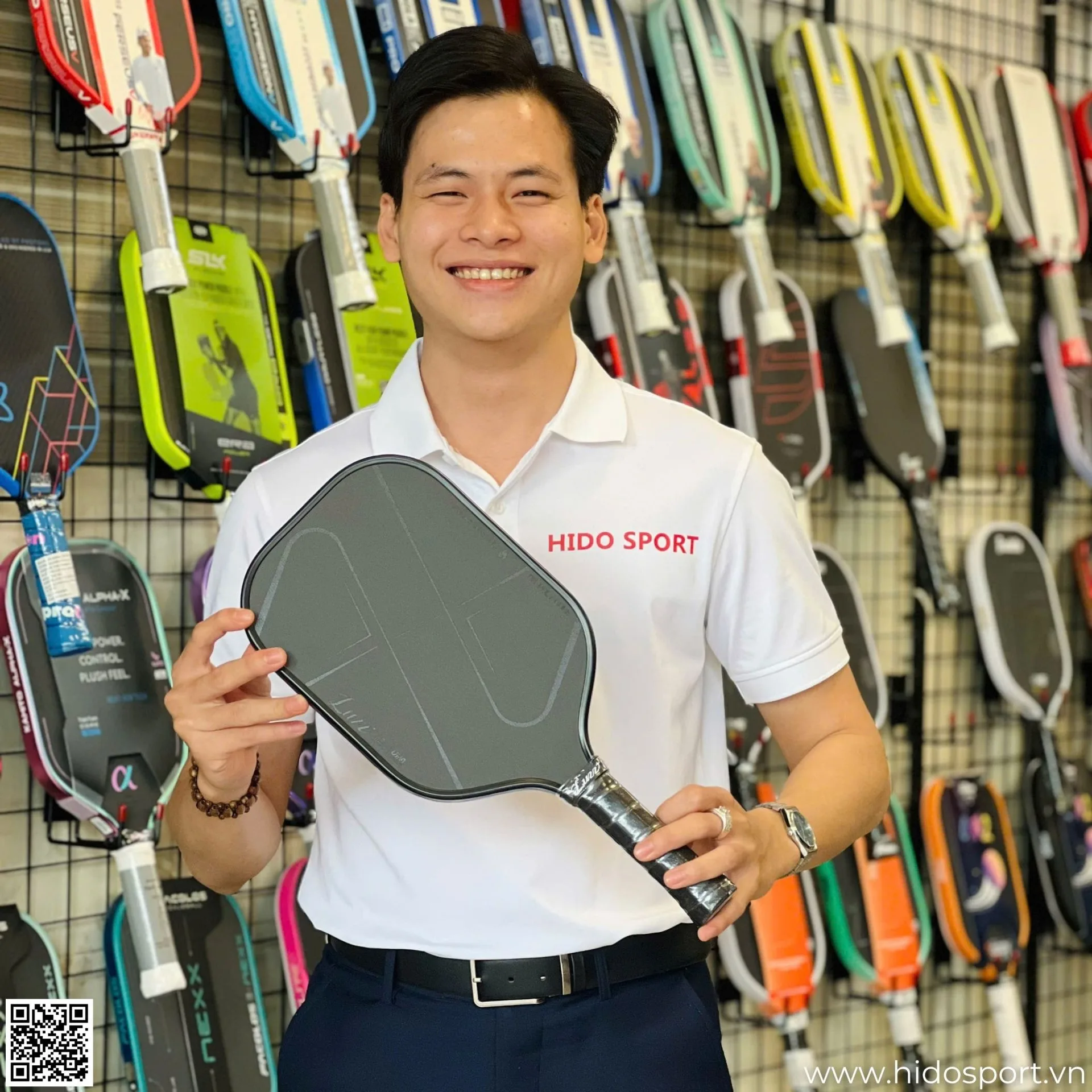 Vot Pickleball Luzz Pro 4 Darkness Inferno Hinh 01