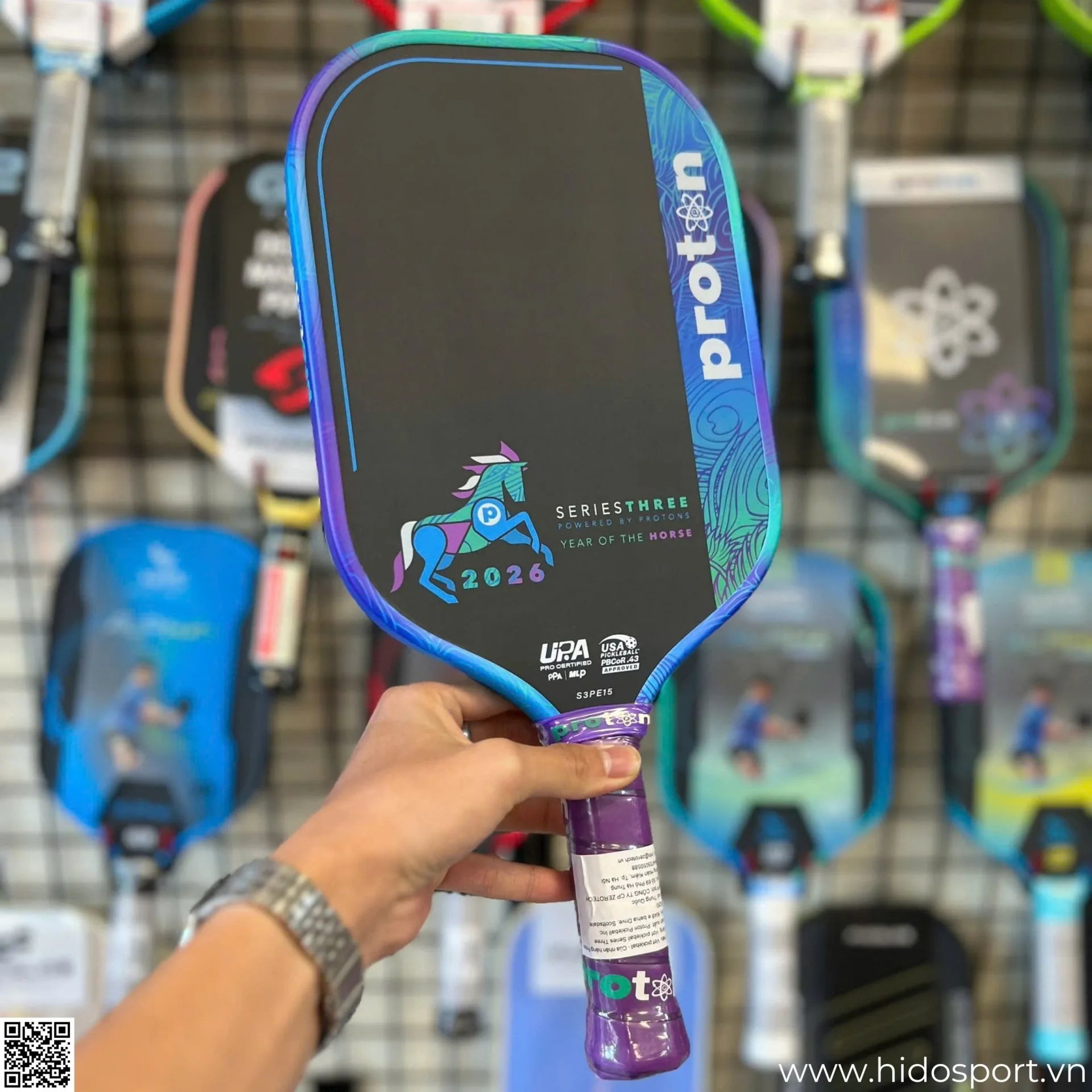 Vot Proton Peacock Year Of The Horse Hinh Anh 02