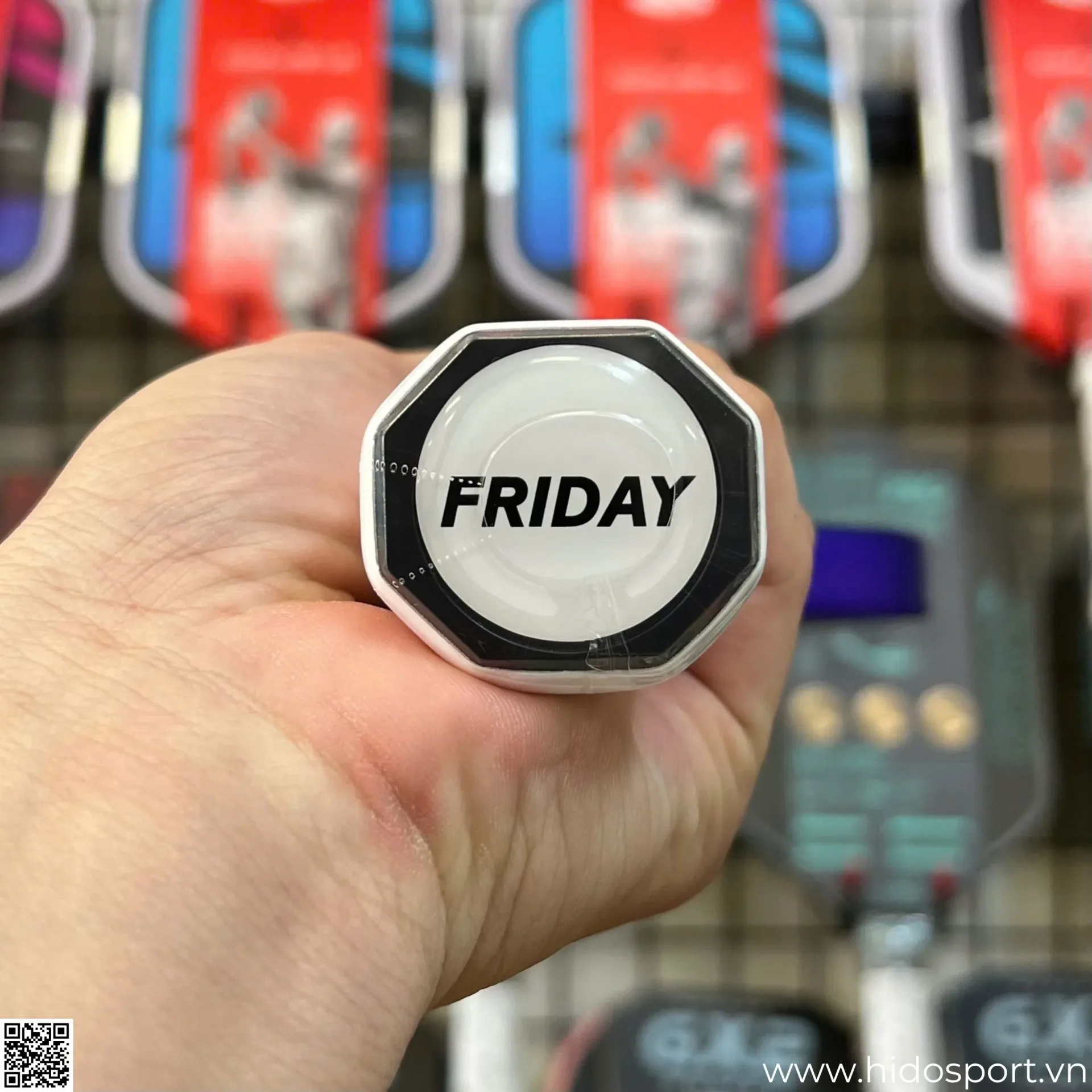 (TITLE)% Friday Aura Pro Metallic Edition Day Can Vot