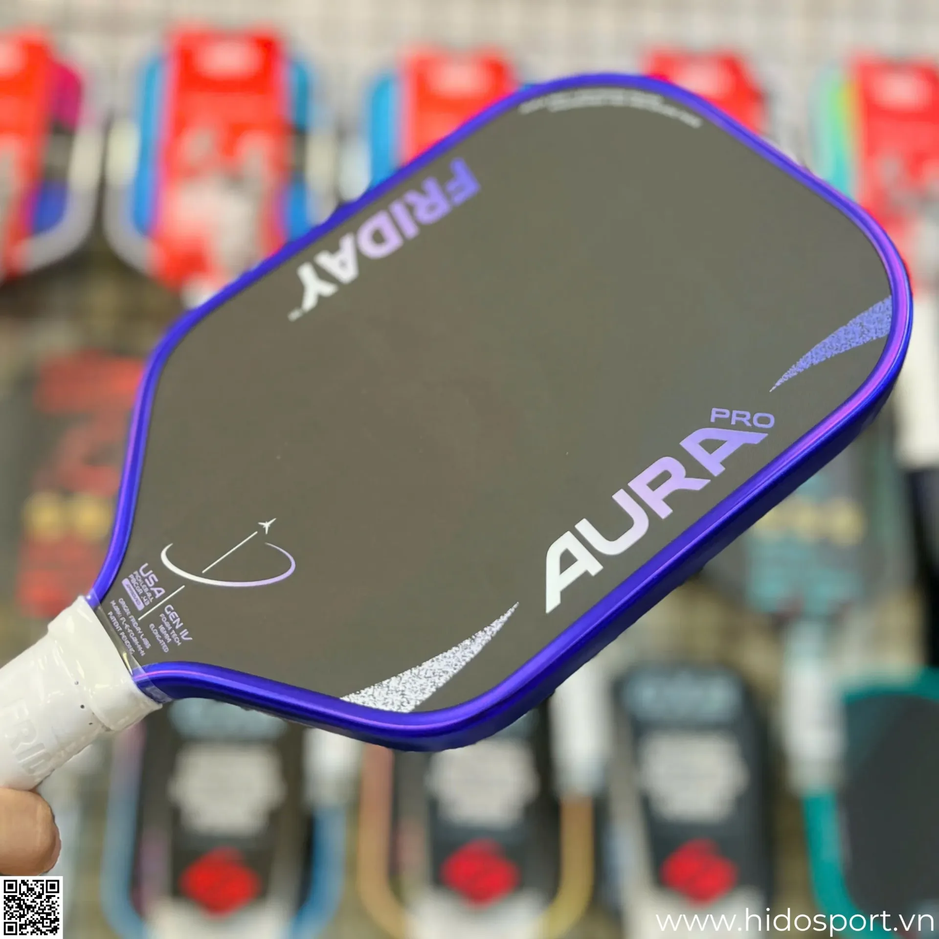(TITLE)% Friday Aura Pro Metallic Edition Goc Nghieng