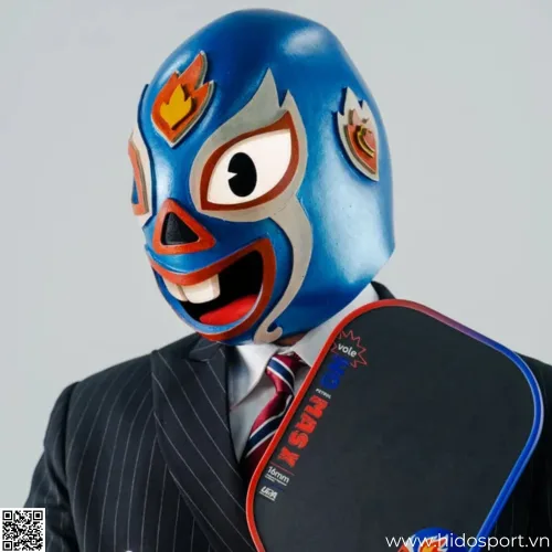 Hình quảng bá Vole No Mas X Petrol cùng nhân vật đeo mặt nạ Lucha Libre.